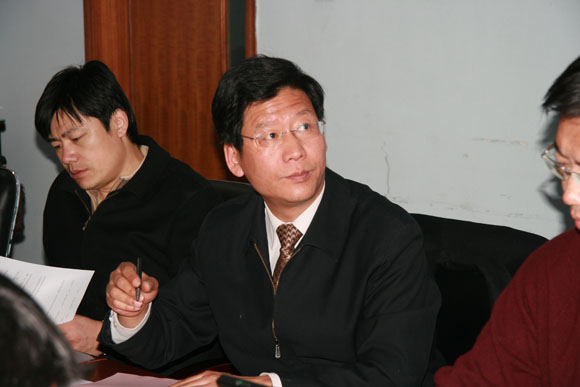 學(xué)工部劉明奇部長(zhǎng)指出應(yīng)落實(shí)科學(xué)發(fā)展觀